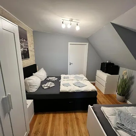 Zentrum 69 03 Flensburg